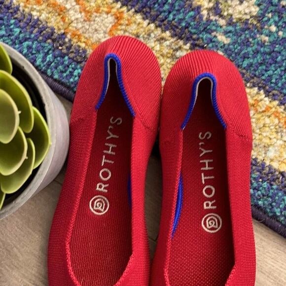 Rothys red  round toe size 7 flat woman’s flat - Picture 4 of 11
